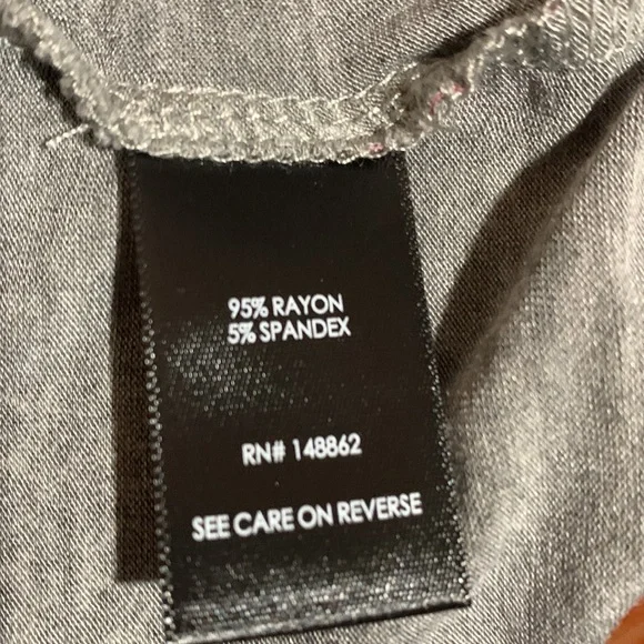 Torrid Top Sleepwear Gray Pink Hearts 2 2X 18-20🌀 - Picture 13 of 15